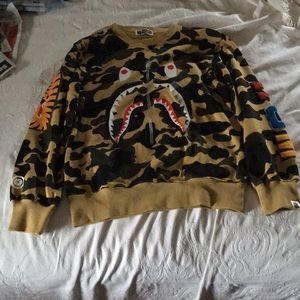 Bape sweatshirt only has been worn once!